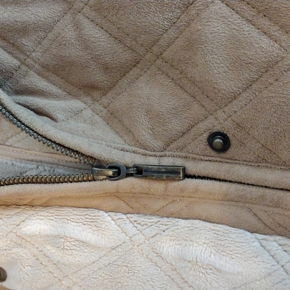 Gallery Quilted Hooded Coat Large - Picture 15 of 16